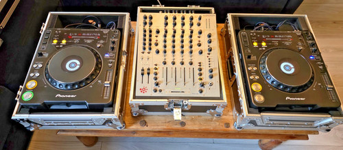 Professional full set - dj,