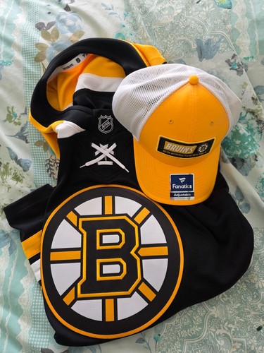 Bnwt mens fanatics boston - bnwt,