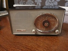 VINTAGE BAKELITE PHILLIPS VALVE RADIO 1950s