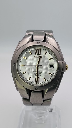 Seiko titanium perpetual - titanium,