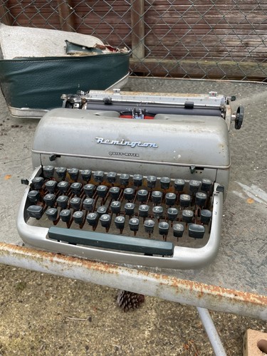 Remington quiet riter - remington, quiet-riter