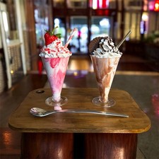 Fake Artificial Milkshakes