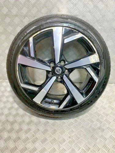 Nissan qashqai alloy wheel - qashqai,