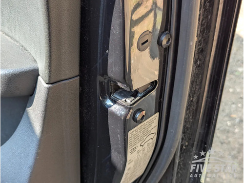 Audi front door lock - q5,