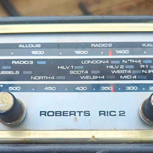 Roberts ric vintage radio - roberts,