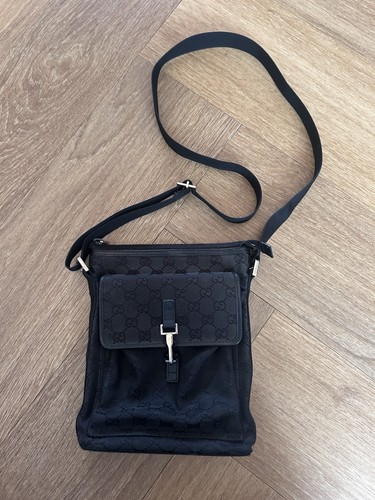 Gucci canvas messenger - gucci, gg