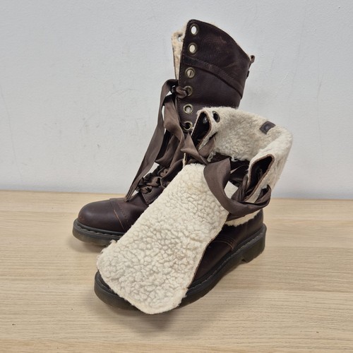 Martens triumph aimilita - martens,