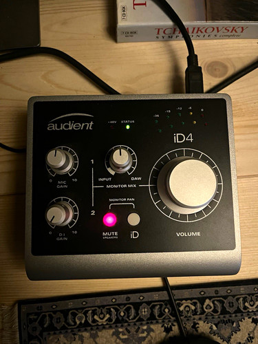 Audient id4 usb - audient, audio