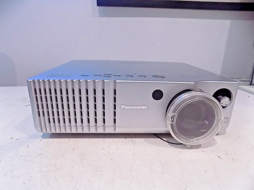 Panasonic ae700e lcd - pt-ae700e,