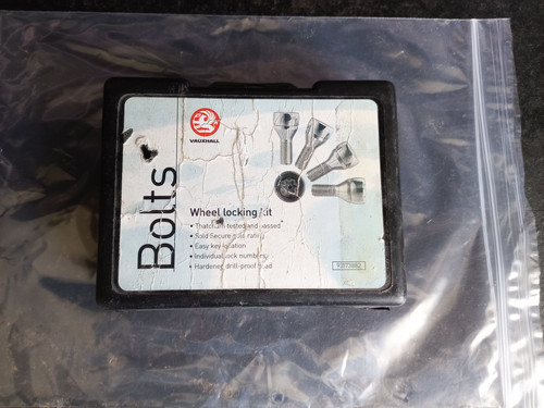 Locking wheel bolt set - wheel, set,