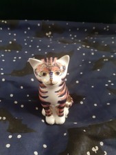 Royal Crown Derby Sitting