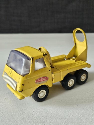 Tonka cement mixer truck - tonka,