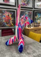 Paint-Dripping sculpture Art