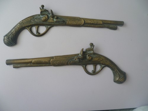 Antique pair decorative - an,