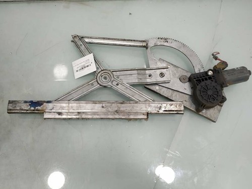 1637201146 front power window