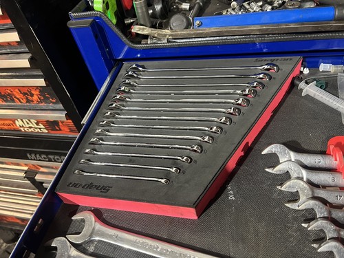 Snap spanner set to 19 - snap-on,
