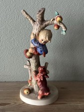 Vintage Hummel Goebel Figurine