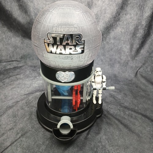 Star wars candy dispenser - candy,