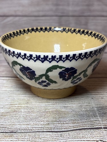 Nicholas mosse pottery footed - pottery,