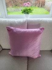 Laura Ashley Large Square 50 x