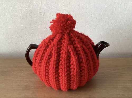 Hand knitted tea cosy fit - knitted,