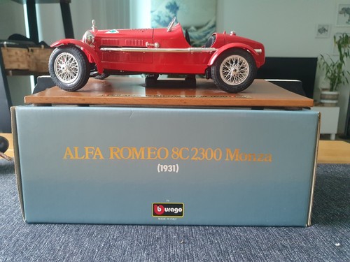 Burago alfa romeo 8c 2300 - burago,
