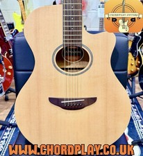 ✨MINT✨ Yamaha APX600M