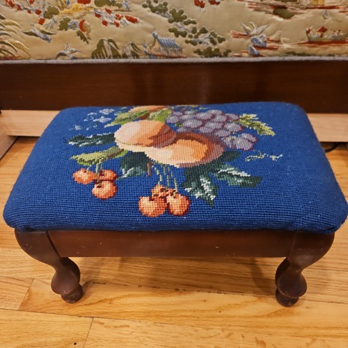 Vintage floral needlepoint - floral,