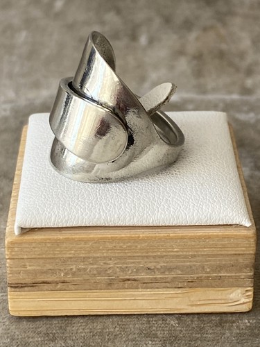 Saddle spoon ring - saddle, uk