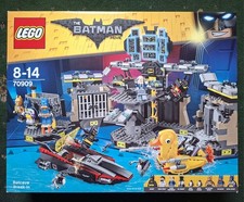 Lego 70909 The LEGO Batman Movie: Batcave Break-in. Brand New Sealed Retired Set