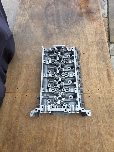 Recon cylinder head ford - cylinder,