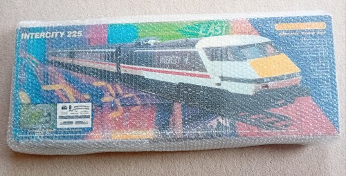 Hornby intercity 225 train - intercity,