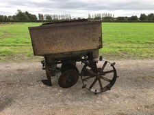Massey Ferguson 718 Automatic Potato planter  restoration project 