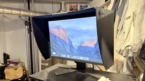 Eizo colour edge - eizo, cg222w