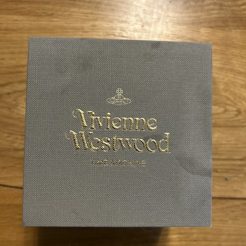Vivienne westwood time - vivienne, machine