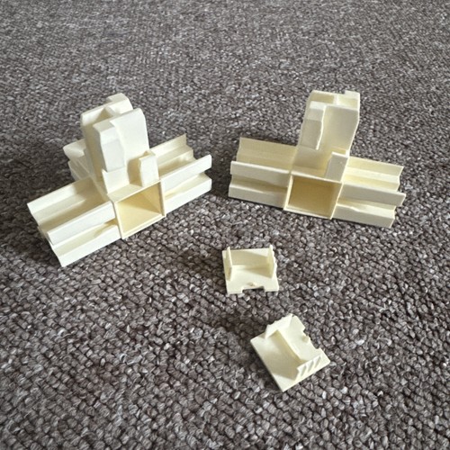 Vintage sindy house leg - sindy, 2