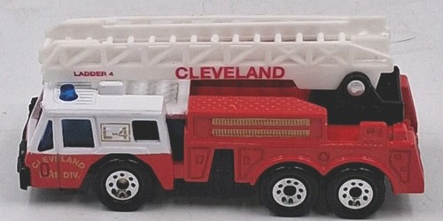 Vintage 1982 matchbox - vintage, fire