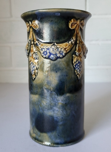 Doulton lambeth stoneware - lambeth,