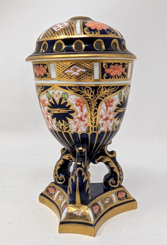 Royal crown derby - old, imari