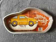 Vintage Wilton Sports car cake