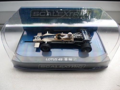 Scalextric car c3707 lotus - car,