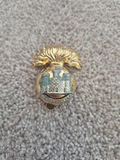 CLASSIC ROYAL INNISKILLING FUSILIERS REGIMENT BRITISH ARMY CAP WW2 PIN BADGE