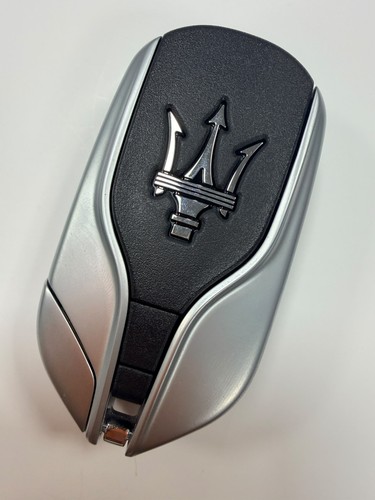 Maserati smart key fob - , 4