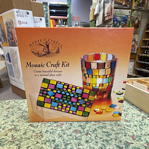 House crafts glass - of,