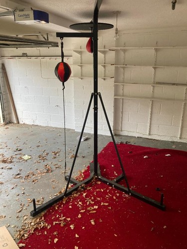 Free standing way boxing - standing,
