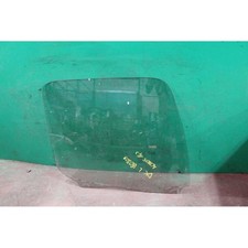 RIGHT FRONT DOOR GLASS