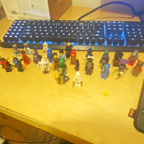 Lego ninjago minifigure lot - lego,