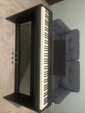 Roland FP-30 Digital Piano