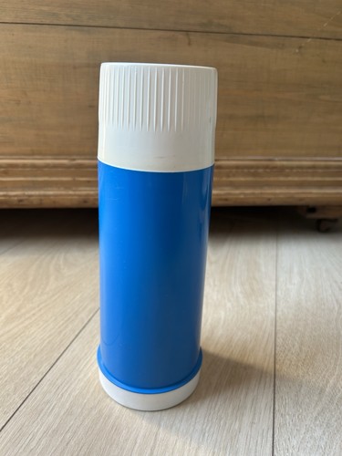 Vintage 70s retro blue white - blue,