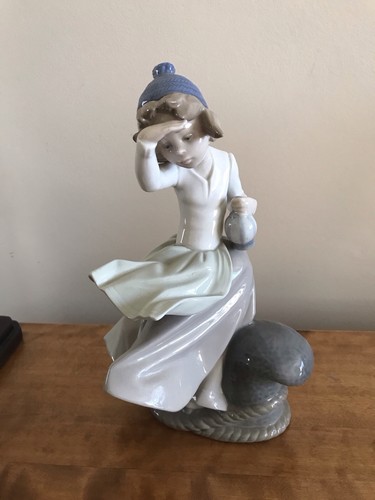 Rare nao lladro girl - by,